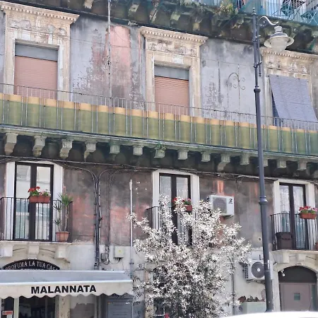 Apartament Tourist House La Castellana Katania