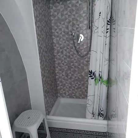 Tourist House La Castellana Apartment *