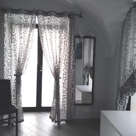 Apartment Tourist House La Castellana Catania